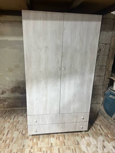 خزانة درفتين حجم كبير جديدة من المعمل بافضل الاسعار