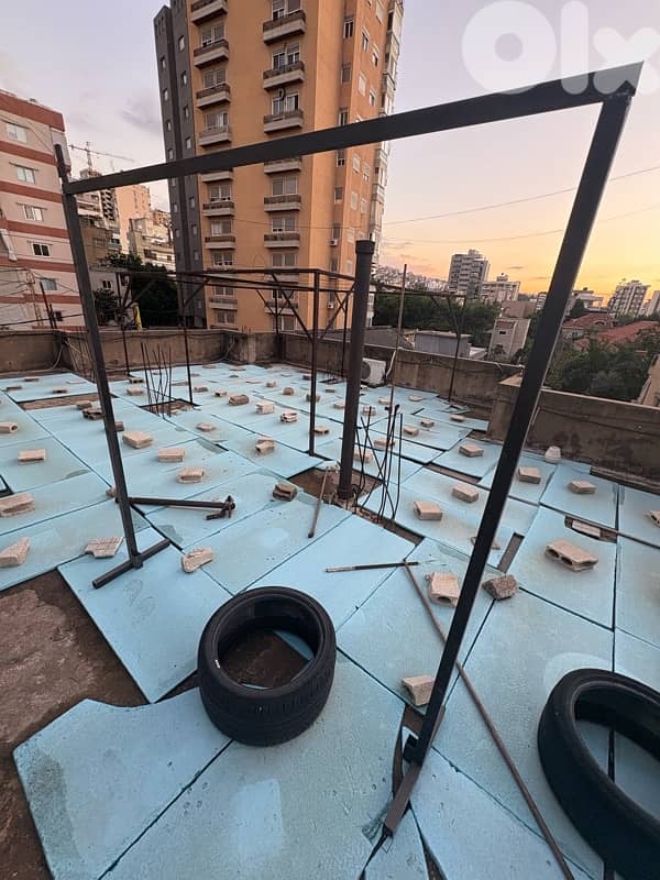 metal stands - حديد 0