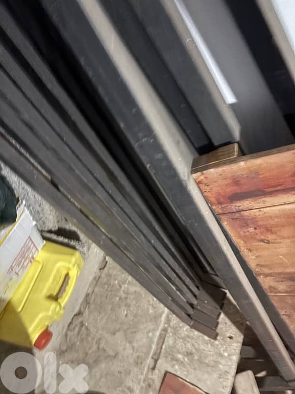 metal stands - حديد 10