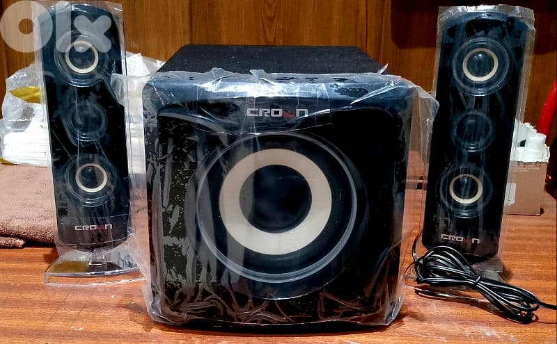 Crown 2.1 Channel Speaker Stereo System 3