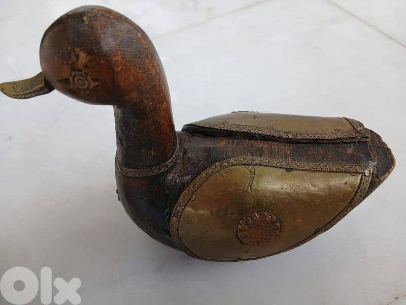 بطة مرصعة النحاس عدد 2 1