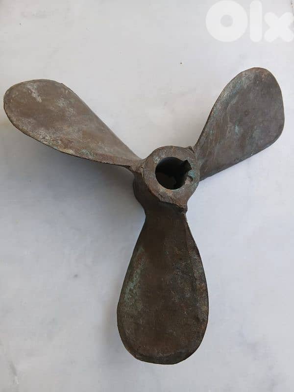 مروحة سفينة نحاس قديمة 0