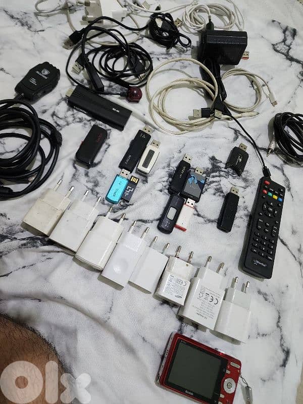 36قطعة ب ٣٠$ 2