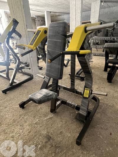 Hammer Shoulder Press