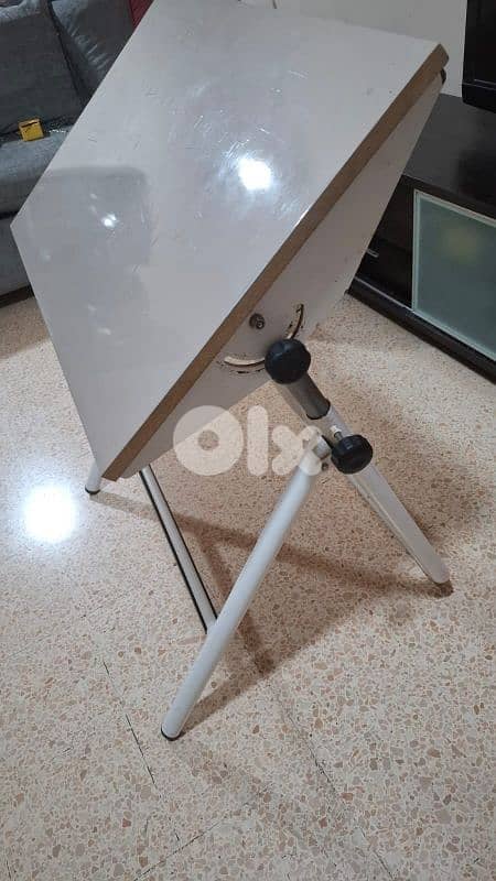 طاولة هندسة 1