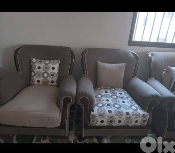 as new full living room 0