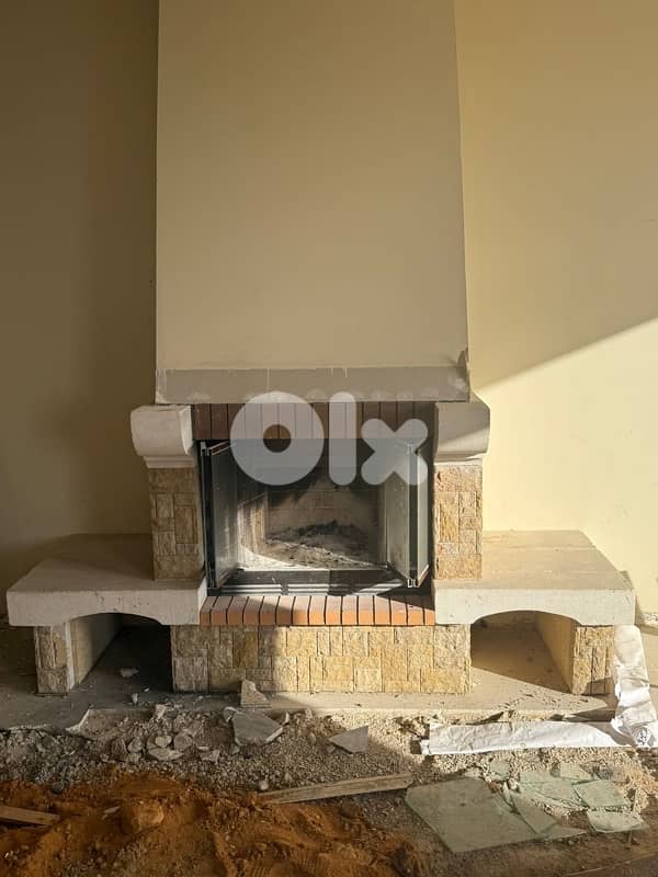 للبيع شيمينيه حجر صخري 2