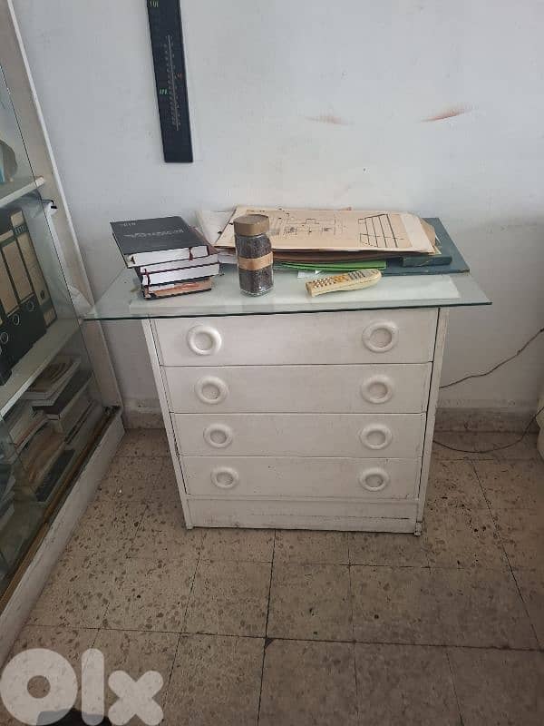 old furniture in a gallery 4