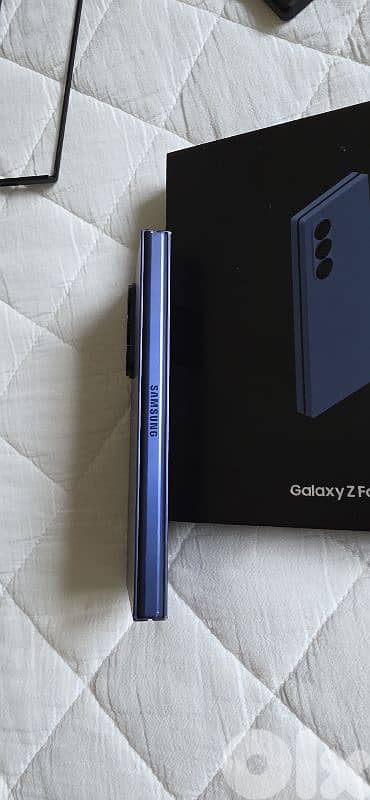 ZFold 6 512GB 12 Ram Like new 2