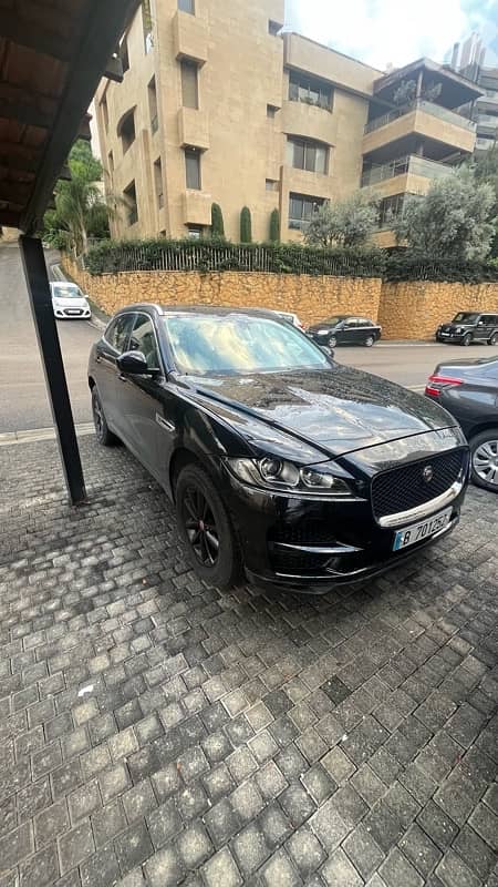 Jaguar F-Pace 2018 0