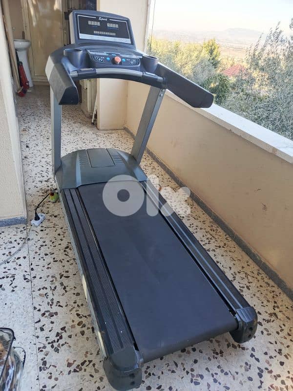 ماكينة جري للبيع بسعر مغري 0