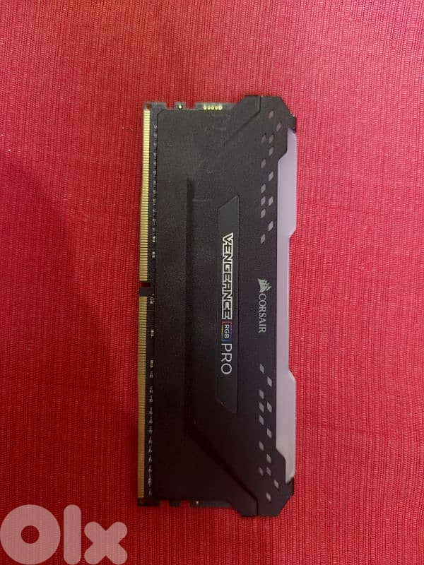 CORSAIR VENGEANCE 32GB RAM pro rgb 0