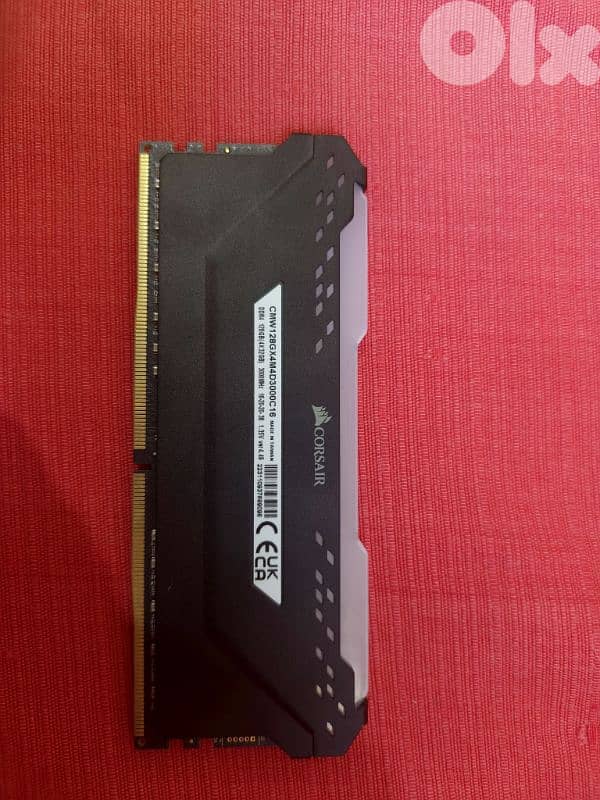 CORSAIR VENGEANCE 32GB RAM pro rgb 1