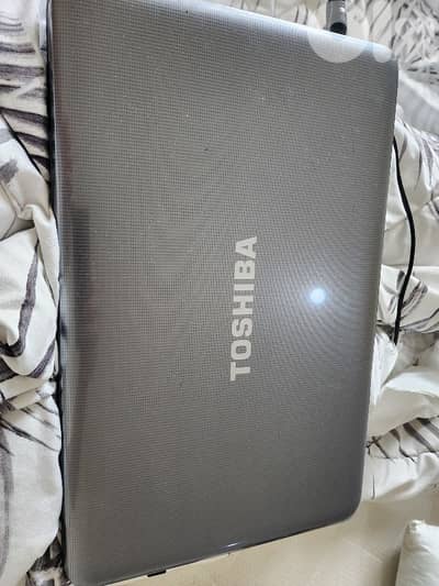 laptop tochiba 50$ laptop tochiba 50$