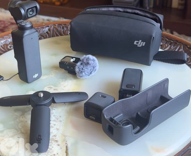 DJI Osmo Pocket 3 – Creator Combo (Like New) 0