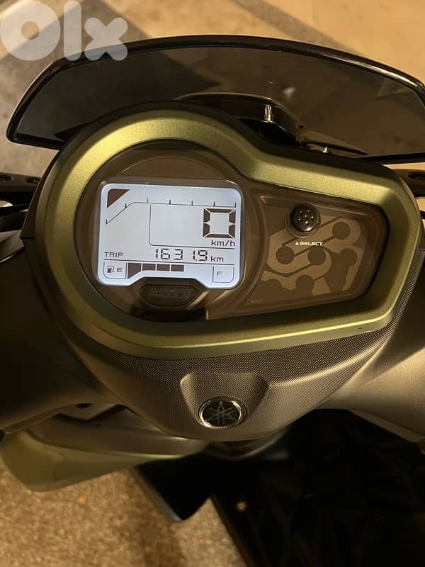 Yamaha zr 125 , 1800 km only 6