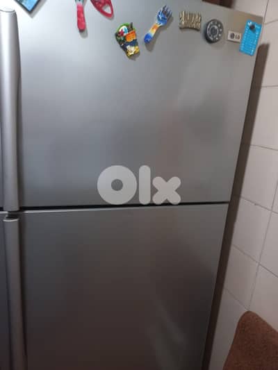 براد بحالة ممتازة حجم كبير LG براد بحالة ممتازة حجم كبير LG