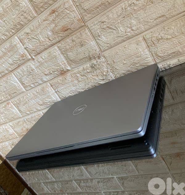 i7 generation 10 16GB ram Like New 4