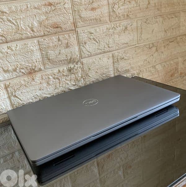 i7 generation 10 16GB ram Like New 5