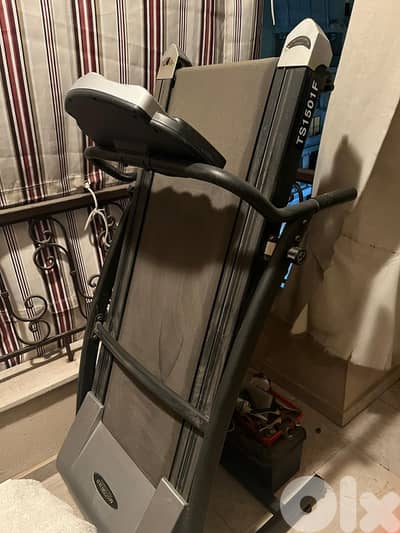 Motorized treadmill