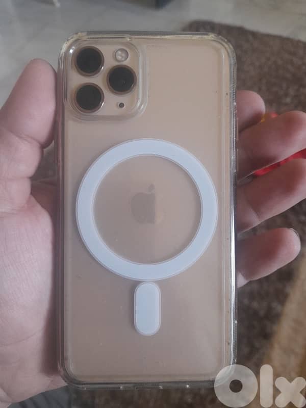 iphone 11 pro 256 gb gold - fi no2ta bel sheshe 3