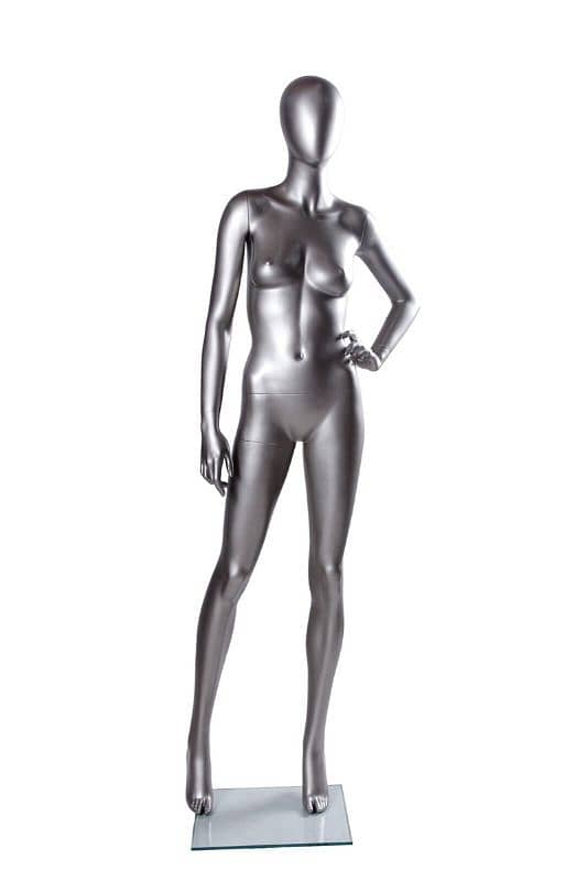 Silver plastic mannequins 0