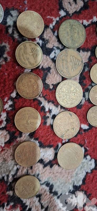 عملة لبنانية معدنية قديمة للبيع 3