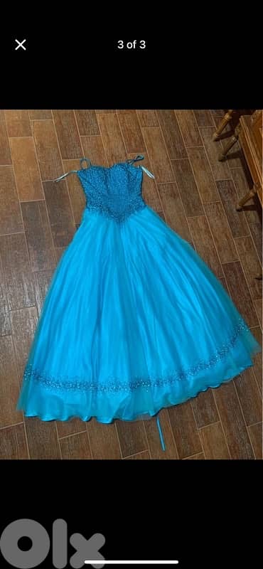 dress for engagement