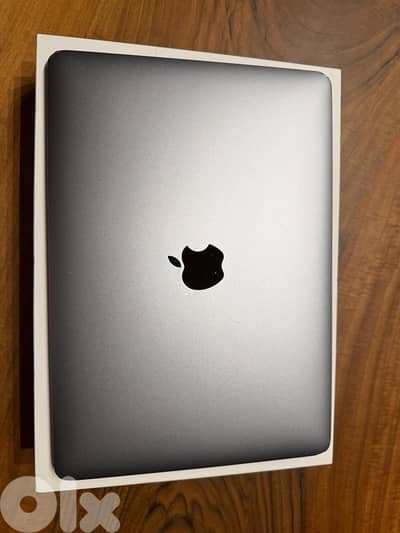 Apple MacBook 12‑inch (Retina, 2017, model A1534