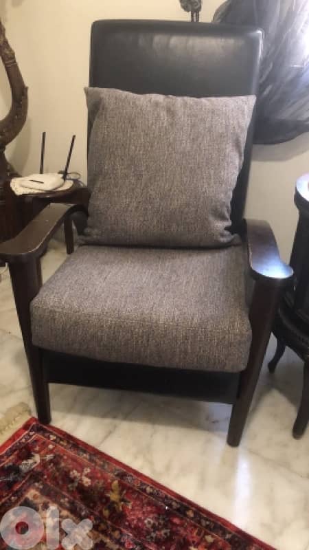 corner and 2 sofas 2