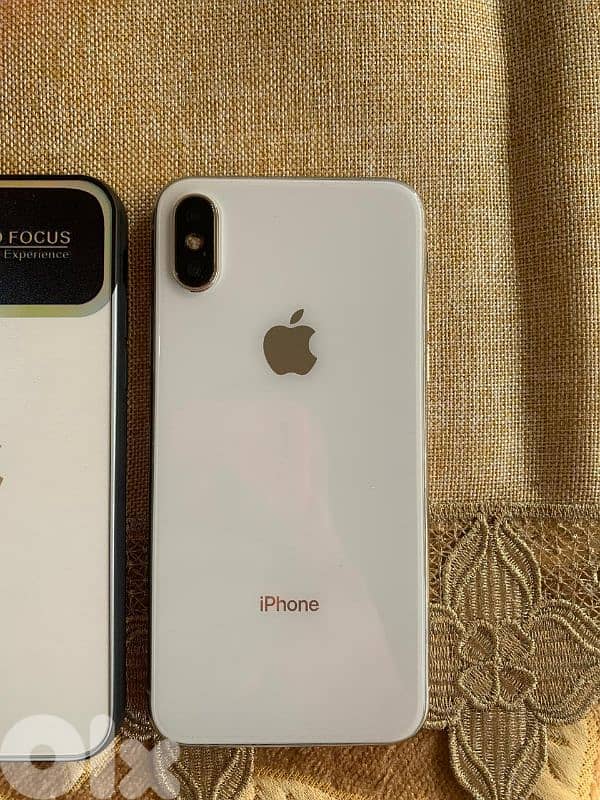 تلفون أيفون xs مغير شاشة بلا فيس أيدي مستعمل نضيف السعر 100$ 10