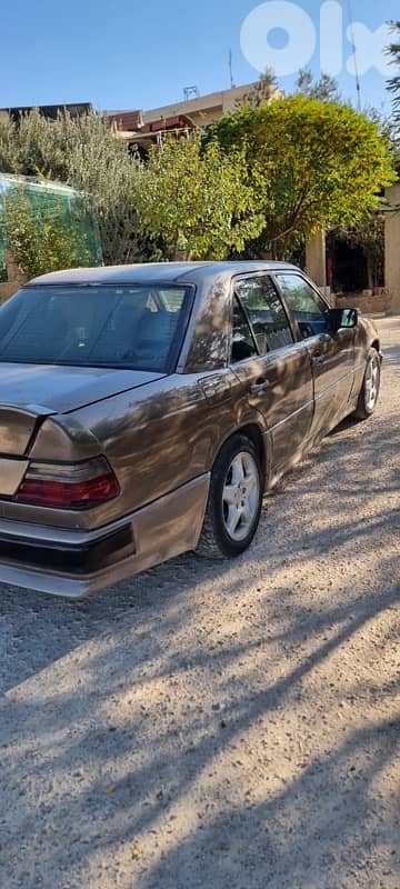 Mercedes-Benz 240/260/280 1990 0