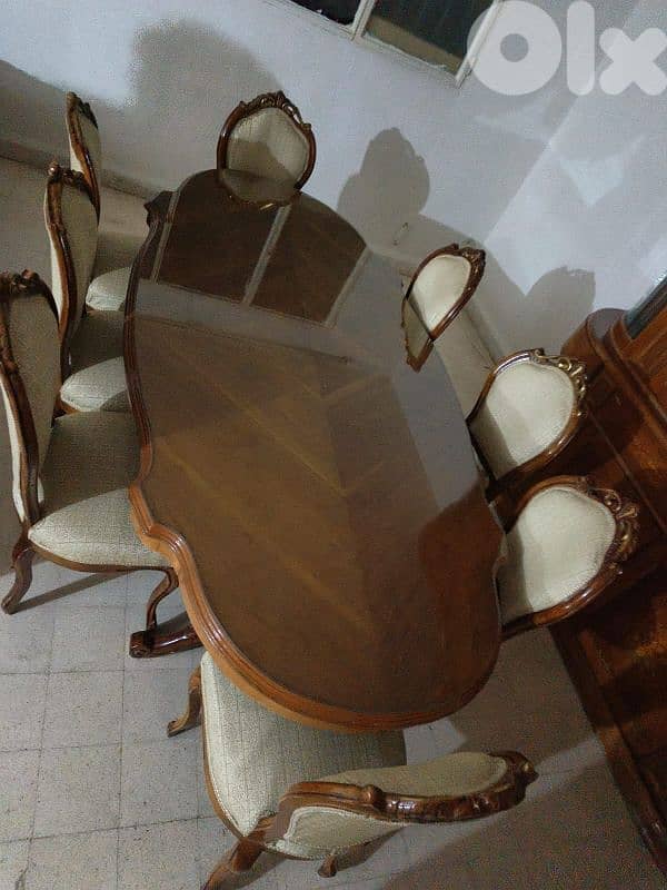 سفرا 8كراسي وفترين 0