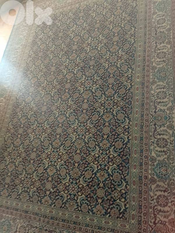 سجادتين صوف مرتبين شبه جداد 2