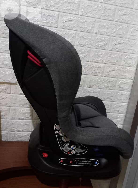 car seat bebe doux brand 3
