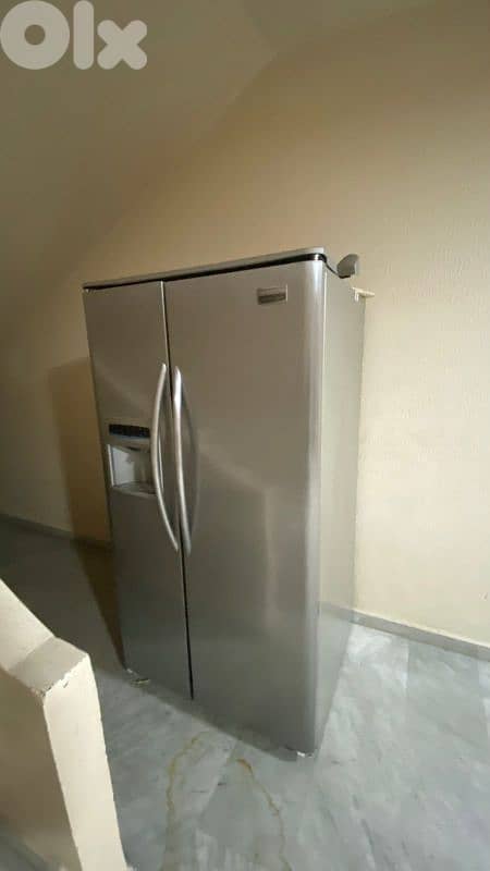 Frigidaire fridge 1