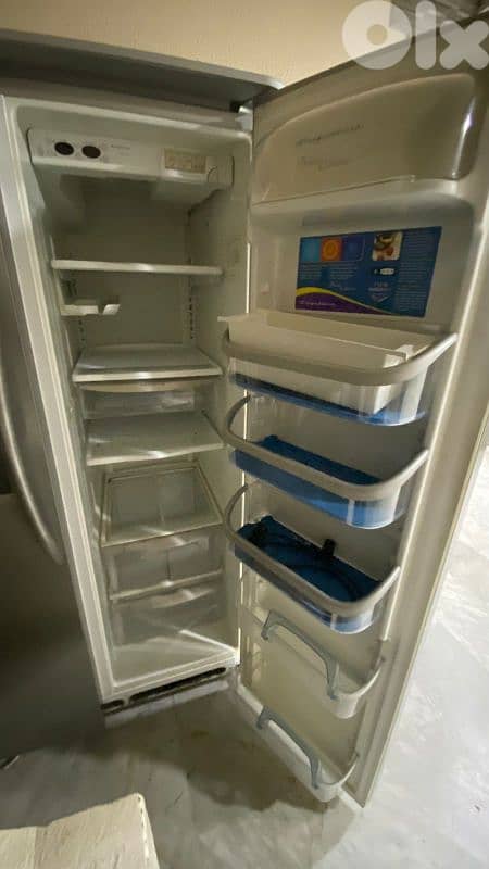 Frigidaire fridge 2