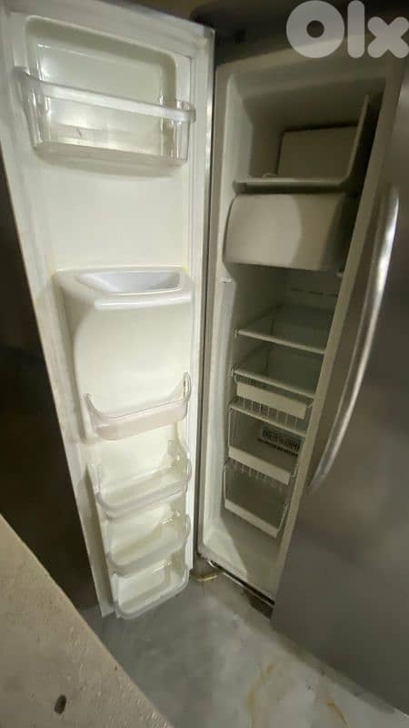 Frigidaire fridge 3