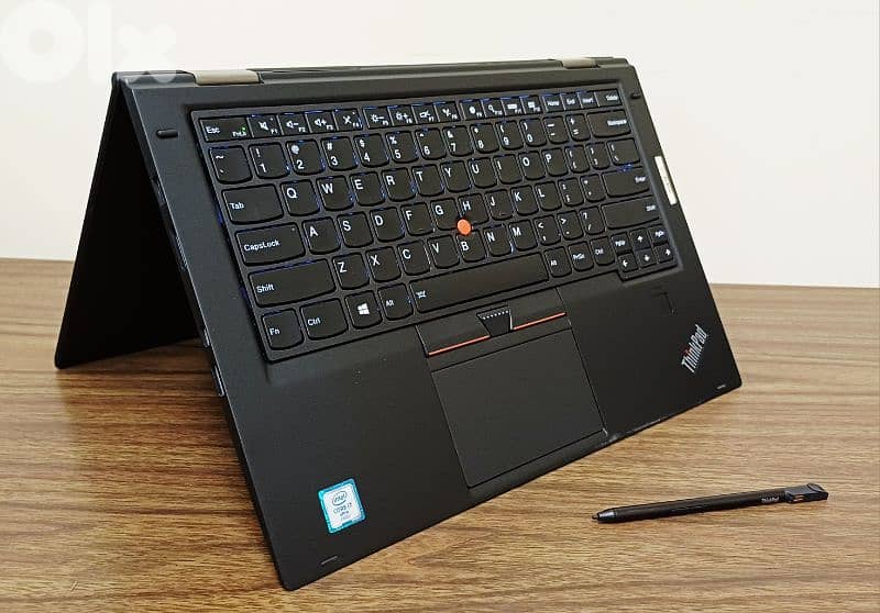 thinkpad X1 flip - 2k touch screen - core i7 - 16 ram - pen included 10
