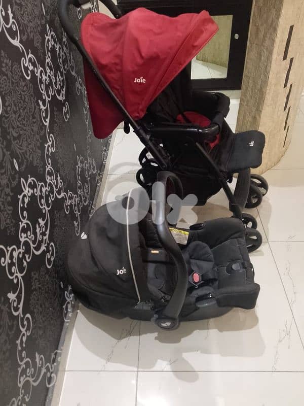 Joie car seat and stroller for sale (as new) 2