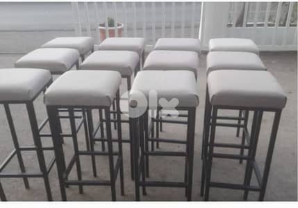 كراسي باراوروبي شبه جديد