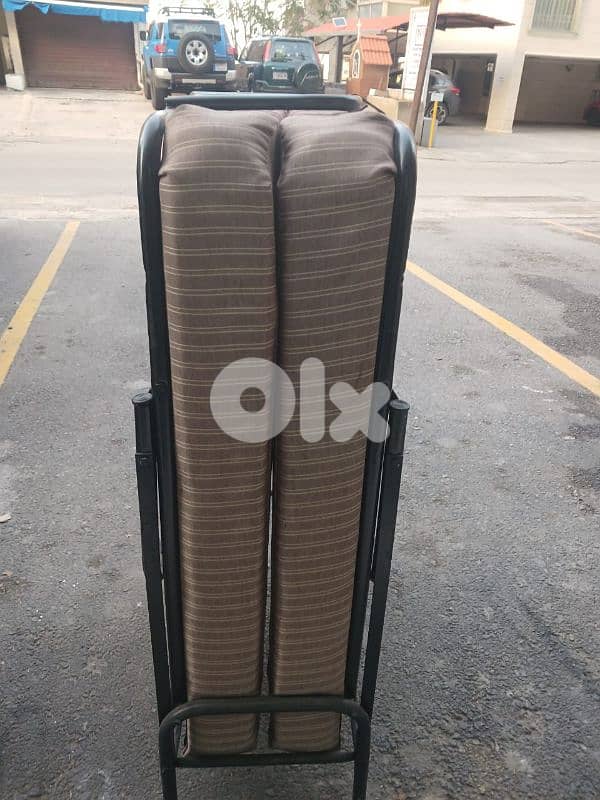 تخت شبه جديد 0