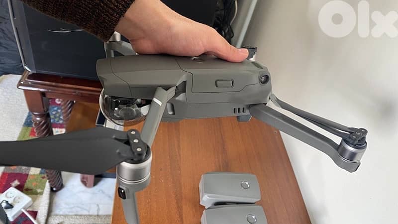 dji mavic 2 pro with 4 batteris 4