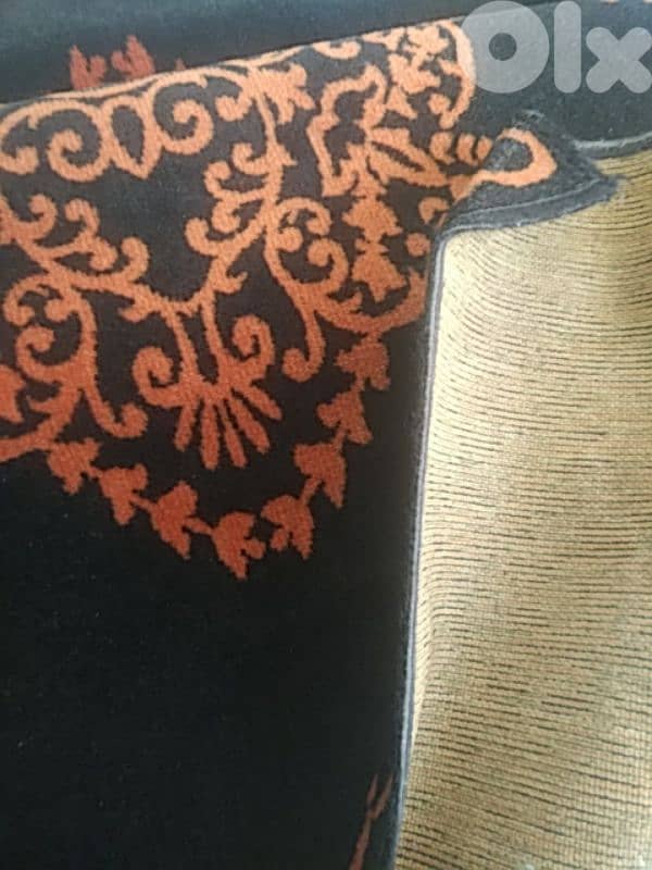 Thin twin carpets - Not Negotiable 4