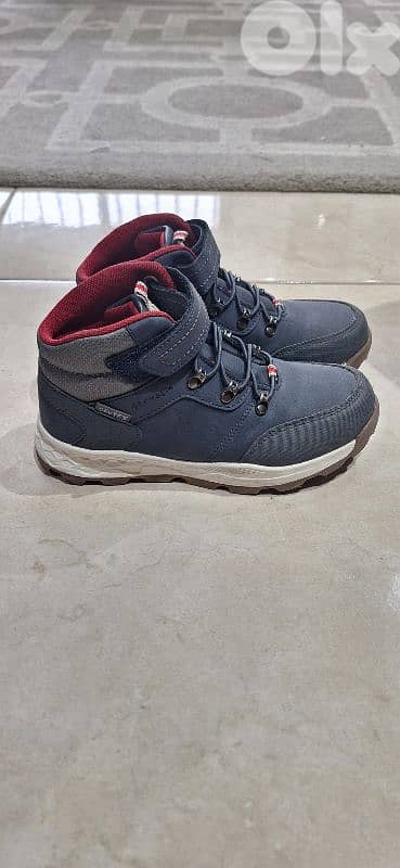 4 brands boots for boys like new size 34 & 35 3
