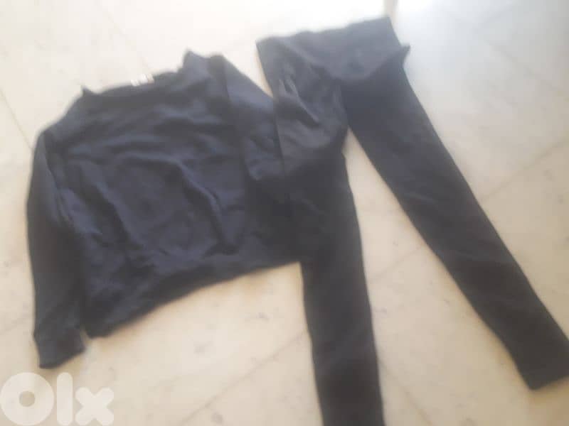 شروة ٧٥ قطعة او اكثر تياب واحذية 13