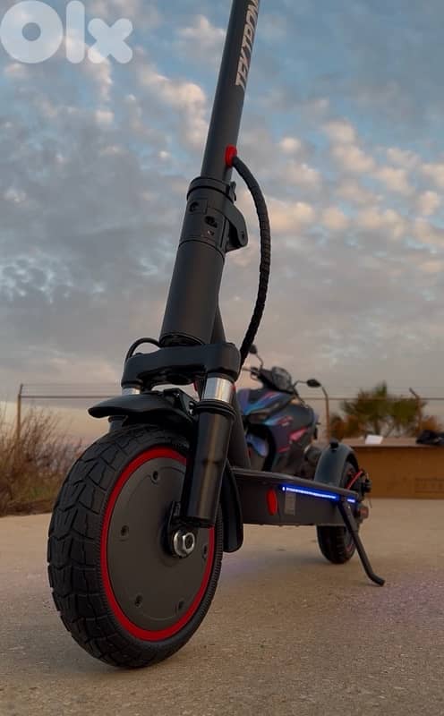Electric Scooter 35KM Speed with Front Suspension & Two Side Strip LED 1