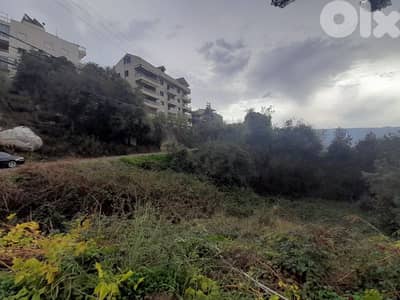 Land for sale in Baabdat