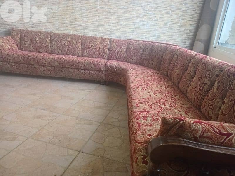 طقم شبه جديد ٦ قطع 2