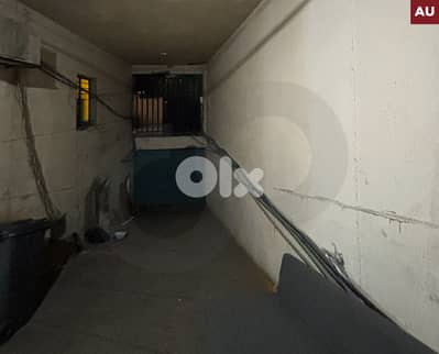 Warehouse in the Msaytbeh area - Easily accessible  REF#AU129823